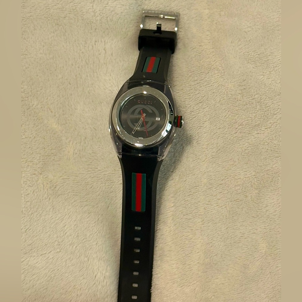 Gucci Sync Rubber Watch